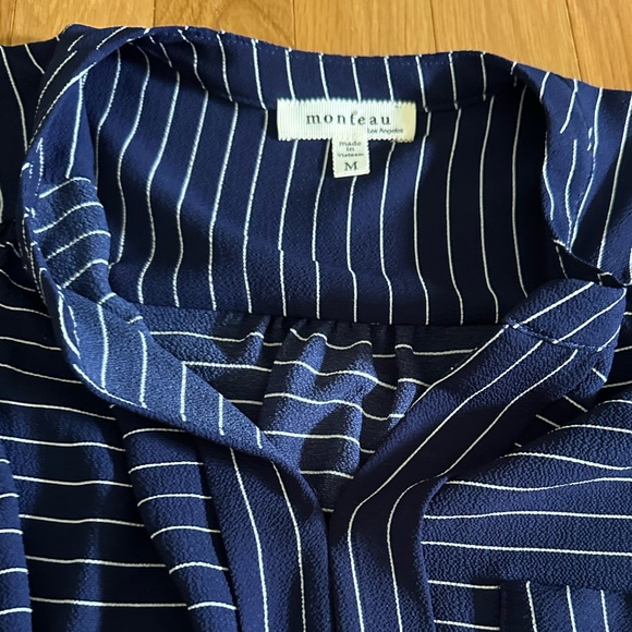 Monteau size medium navy blue top with white pinstriped w/ 1/2 sleeves NWOT - Picture 5 of 6